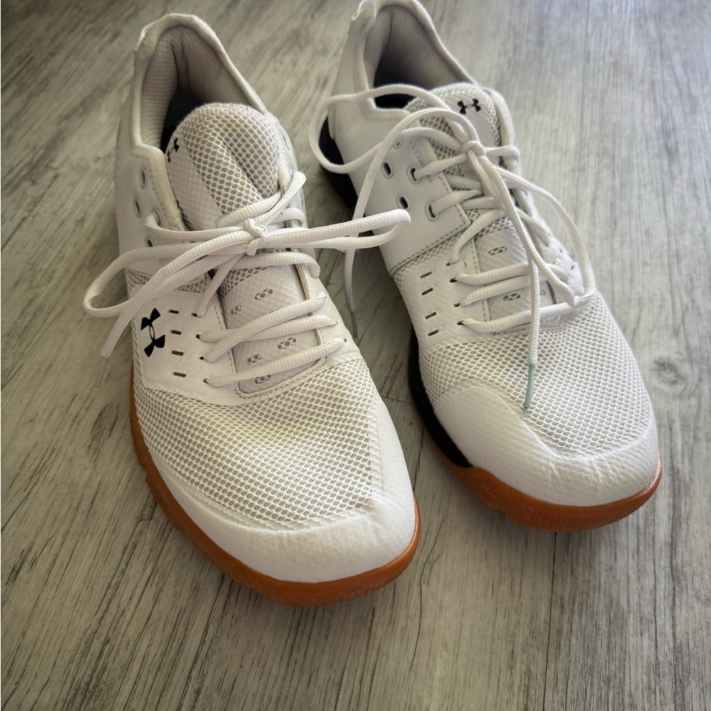 Size 14 Men’s Under Armour Sneakers